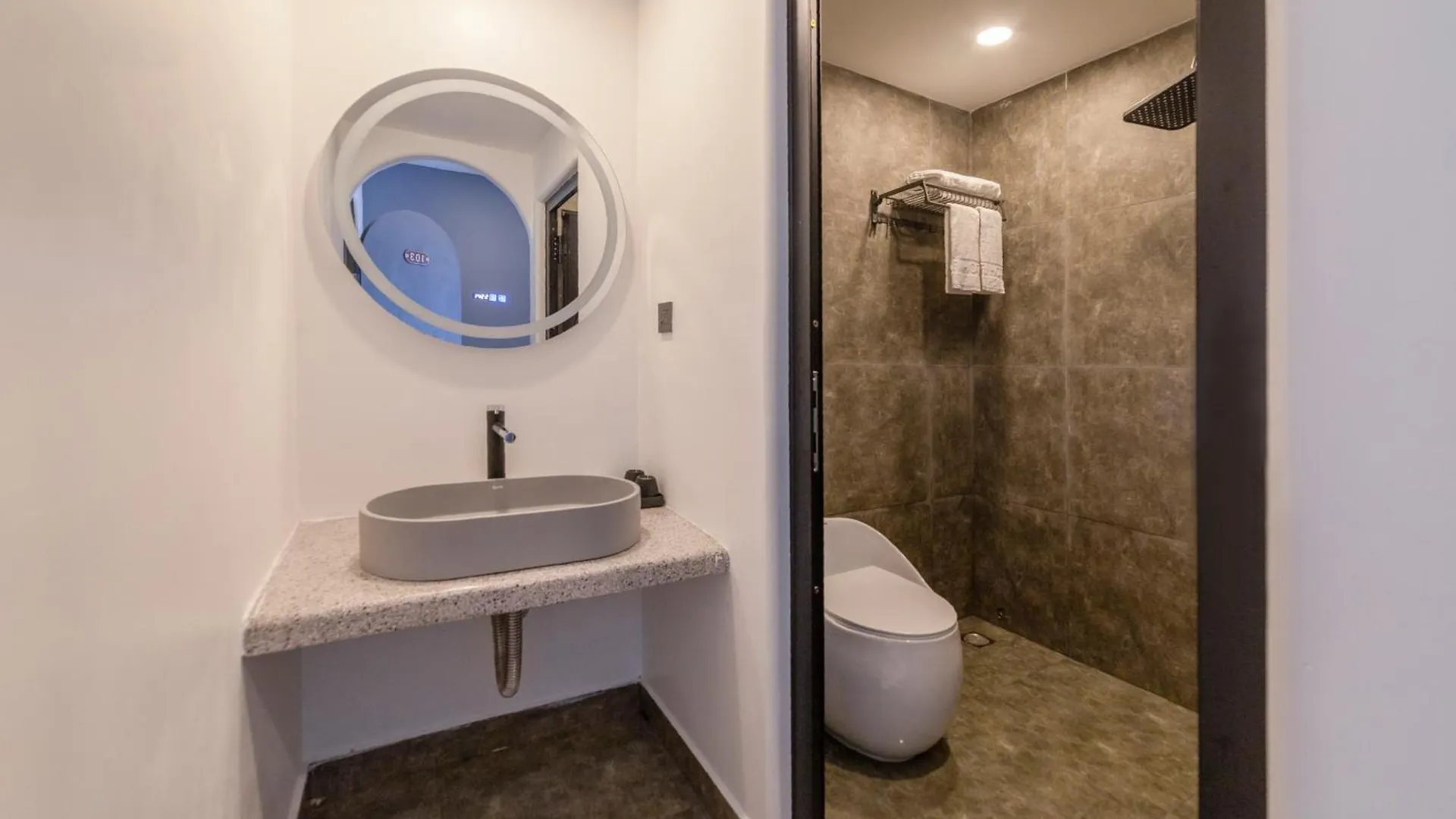 Hafi Boutique Hotel Vung Tau 3*,